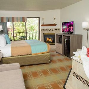 King Suite Hot Tub